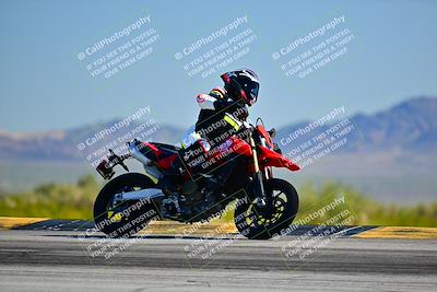 media/Mar-25-2024-Moto Forza (Mon) [[8d4319bd68]]/4-Novice Group/Session 2 (Turn 9 Side)/